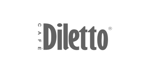 Logotipo de Café Diletto en versión monocromática gris, con la palabra CAFÉ dispuesta verticalmente a la izquierda del nombre principal Diletto.
